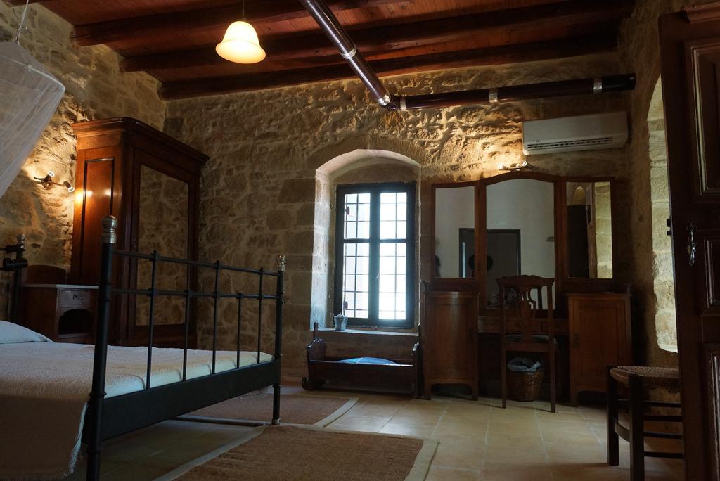 Patriko Country House Vóroi エクステリア 写真
