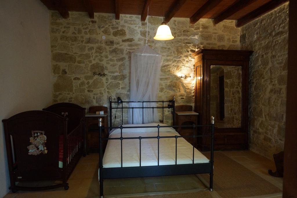 Patriko Country House Vóroi エクステリア 写真